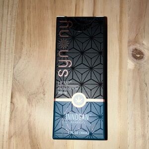 Hemp Facial Serum - Black and Gold